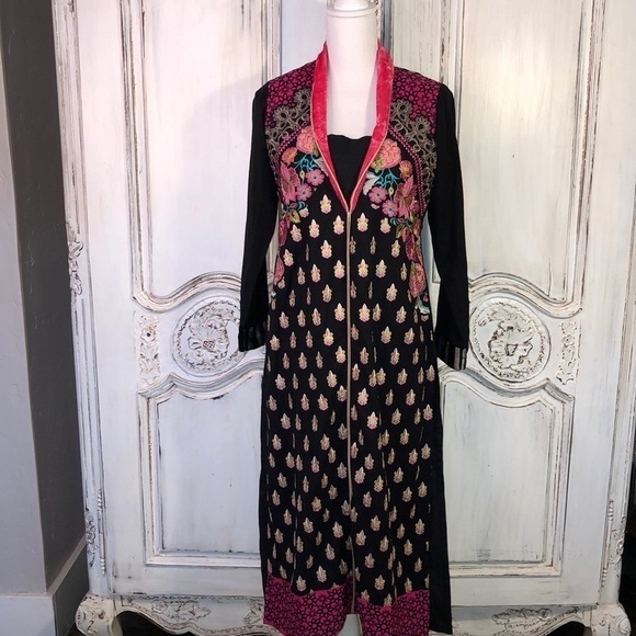 Ethnic Vintage Double Leg Slit Long Sleeve Embroidered Tunic Size Small - Picture 1 of 11